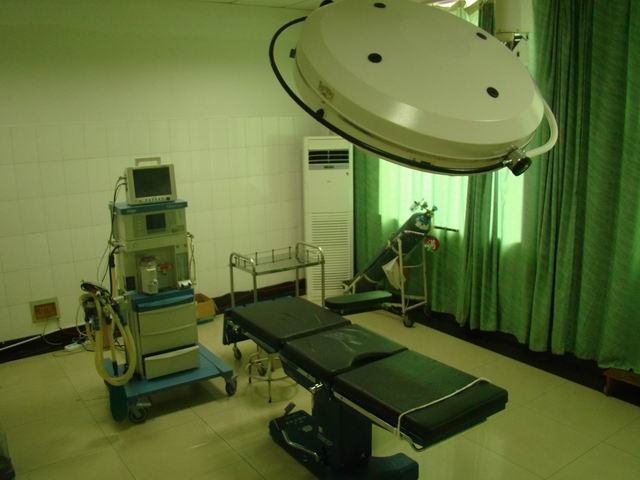 手术室设备(图1)