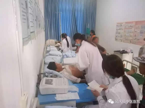 凤庆县中医医院整合资源县乡村三级联动 开展大型义诊活动(图6)